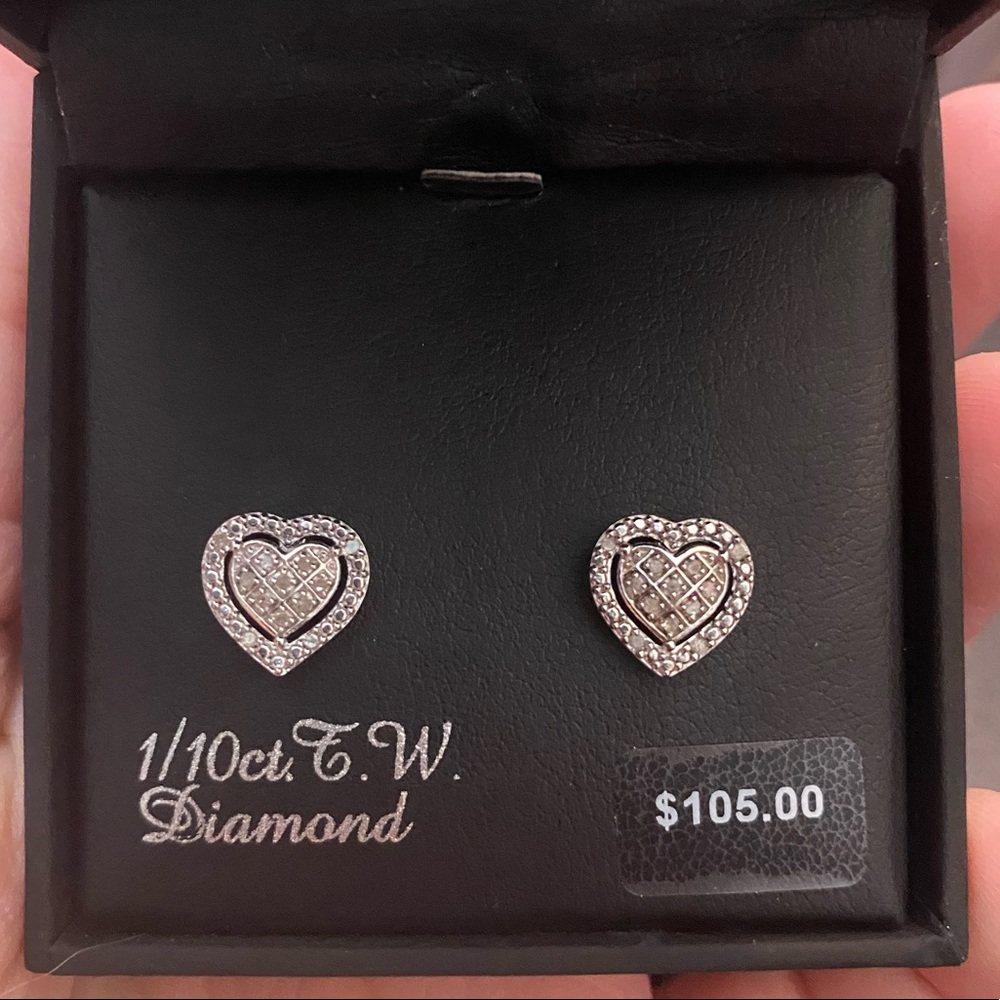 Heart diamond earrings